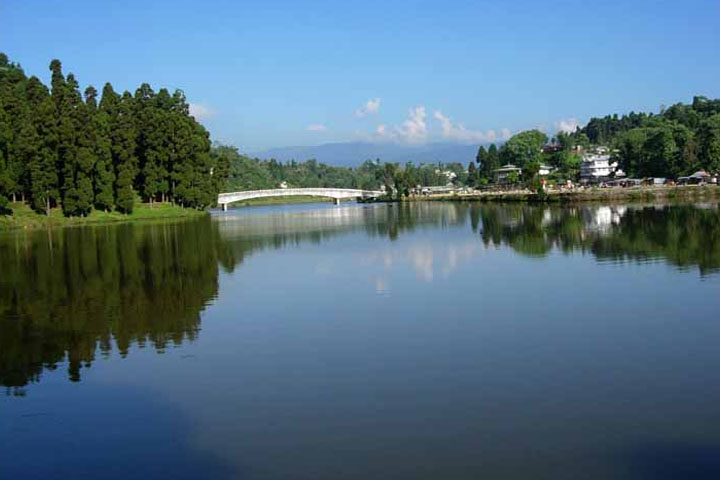 CAMPING IN MIRIK
